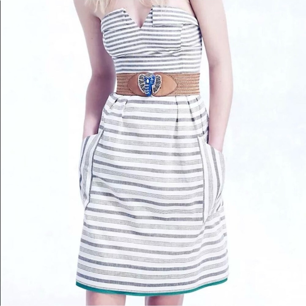Anthropologie/Maeve Gray and White Strapless Dress.